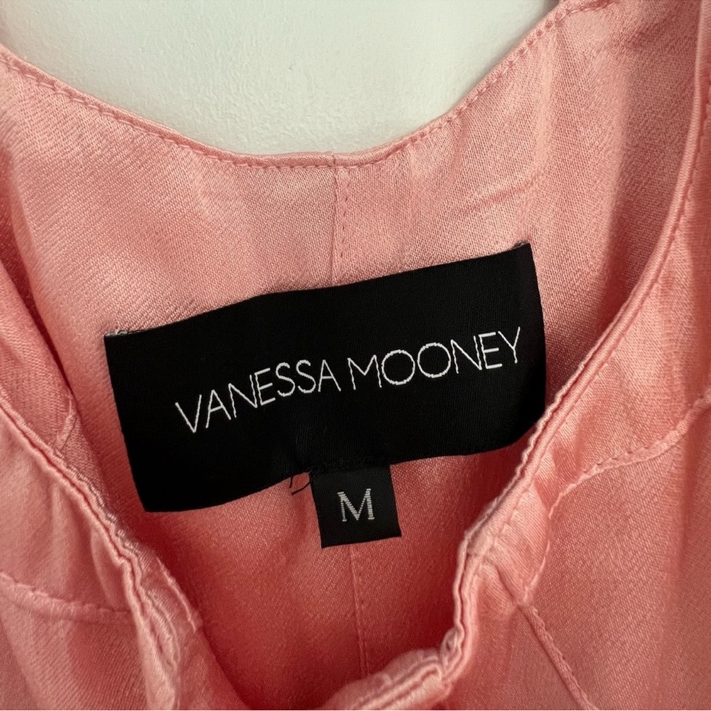 Vanessa Mooney Pink Satin Tiered Mini Dress Romper - Picture 4 of 4